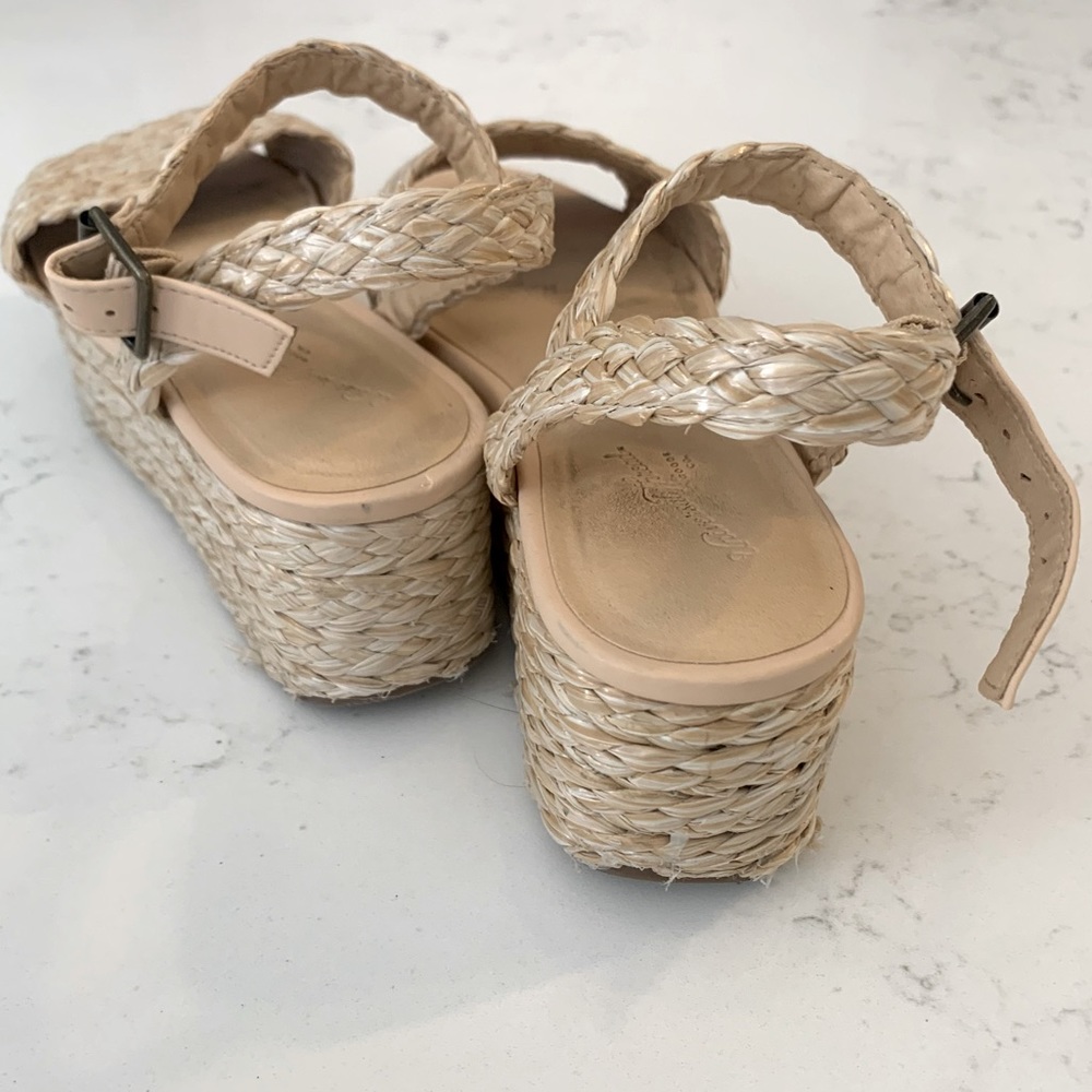 Universal Thread Raffia Flatform Sandal - Picture 2 of 2